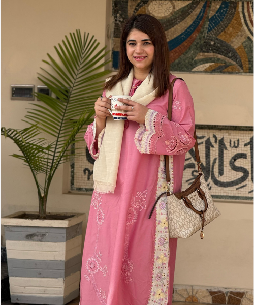 Dr. Neha Farooq image